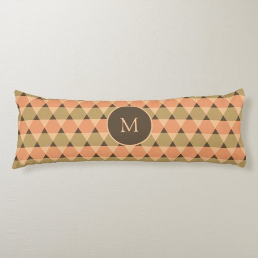 三角形パターン ボディピロー (正面)