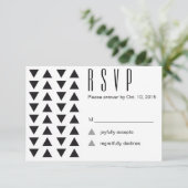 三角形モダン結婚式RSVP 出欠カード (スタンド正面)