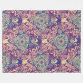 三角形ラビリンスマンダラシームレスパターン1 フリースブランケット (正面(横))