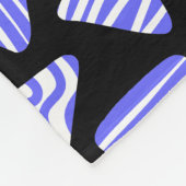 三角形240121 - BlkのElectric BlueとWhite フリースブランケット (角)