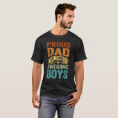 三誇りを持った少年素晴らし父の日のパパ6 Tシャツ (正面フル)