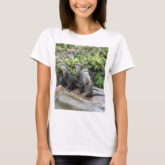 三賢い立っているカワウソ、 Tシャツ (正面)