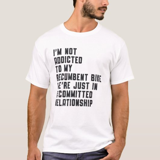 三輪車トライカーリカムベントバイクトライクヴィンテージレトロ Tシャツ (正面)