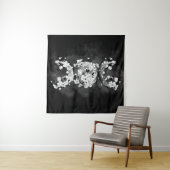 三重の月-白い花 タペストリー (インサイチュ)