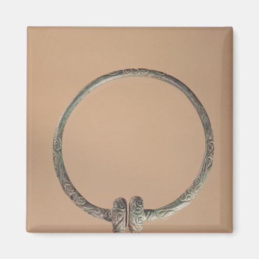 三項デザイントルク紀元前5-4世紀 マグネット (正面)