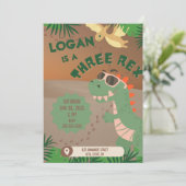 「三」レックス恐竜3回目の誕生日招待状 招待状 (スタンド正面)