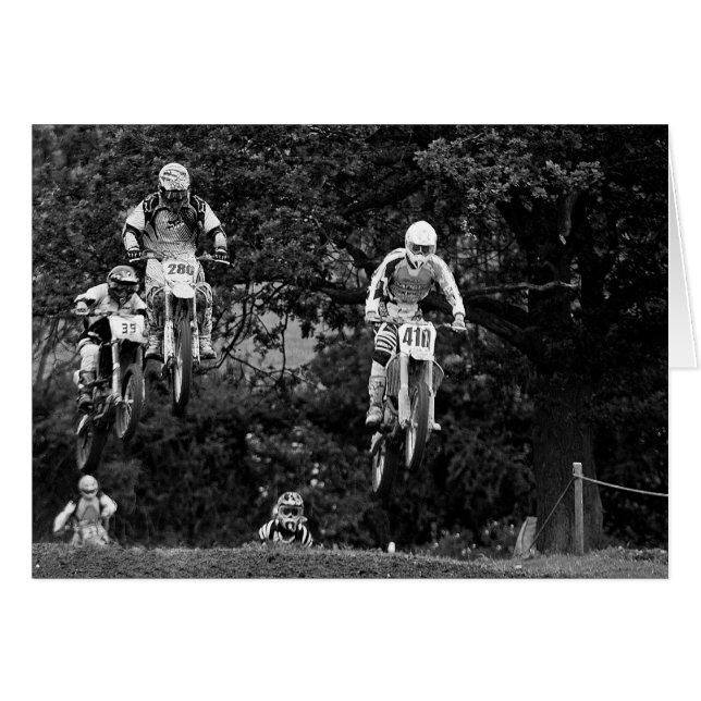 上と上 (正面横)