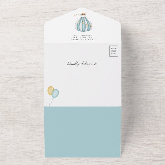 上と青の熱遠くに気球の赤ちゃんシャワー オールインワン招待状 (外側)