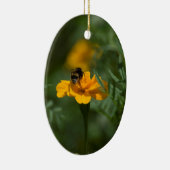 上に載る セラミックオーナメント (右)