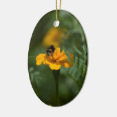 上に載る セラミックオーナメント (左)