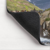 上の橋の上に馬を引く荷造り人 マウスパッド (コーナー)