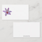 上の繊細なピンクのレインリリーの写真 エンクロージャーカード (正面/裏面)