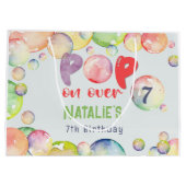 上ポップ・アートのだ！シャボン玉の誕生日キッド ラージペーパーバッグ (裏面)