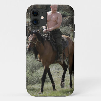上半身裸のPutinは馬に乗ります iPhone 11 ケース