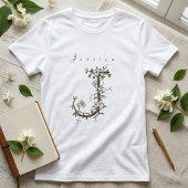 上品でおしゃれな「J」: 落ち着いたジャスミンのモノグラム Tシャツ