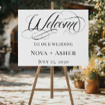 上品なエレガントシンプルモダン結婚歓迎 フェイクキャンバスプリント<br><div class="desc">ClassyのWelcome Canvas Printを使用して、タイムレスなスタイルでエレガントお客様を歓迎フェイク。この水平結婚的な歓迎サインは、クラシックからイベントまでの任意のテーマや結婚とシームレスに融合するミニマルなデザインを備えコンテンポラリーている。名前とイベント日パーソナライズされた付きフェイクで、このキャンバス印刷はあなたの式、披露宴、または婚約パーティのための洗練された暖かい最初の印象を作成する。控えお洒落目なデザインは、お祝いの本質的な詳細を強調し、あなたの装飾にシックなtouchを追加する結婚ために作られる。クリーンなラインとモダンタイポグラフィを備えたサインは、リハーサルのディナー、婚約パーティ、セレモニー会場の入り口での配置に最適な多彩な作品として機能する。素材の重フェイクさ与えや脆さがなく贅沢な外観を伝統的仕上げ、どこにでも表示できる簡単を実現。のエレガンスシンプルを高く評価するカップル向け結婚に設計されたこのウェルカムサインは、特別な日に到着する愛する人を迎える洗練された思い出に祝の方法を提供する。入口のセンターピースとして使用されるか、より大きなデコ結婚ーテーマの一部として使用されるかどパーソナライズされたも、この名前のサインはスタイリッシュ、あなたのイベントに機能的な追加である。</div>