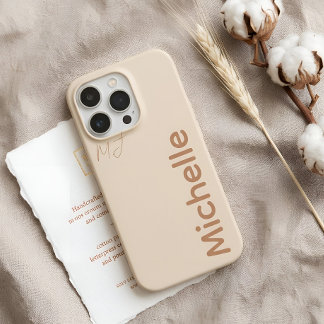 上品なオートミールサンドの土色ミニマリストのカスタムネーム iPhone 15 PROケース