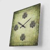 上品なグランジアイリッシュのラッキーシャーロック スクエア壁時計 (傾斜)