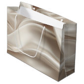 上品なシャンパンゴールド ロマンティック 偽サテン ラージペーパーバッグ (正面アングル)