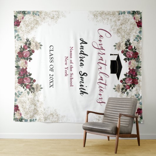 上品なバーガンディレッドの花柄卒業写真背景 タペストリー (インサイチュ(横))