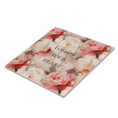 上品なピンクのチーククリーム フラワー ブライダルシャワー タイル (側面)