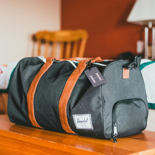 上品なフローラモノグラムのレターH濃い紫 ラゲッジタグ