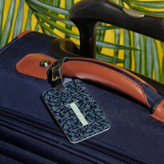 上品なフローラモノグラムのレターI青 ラゲッジタグ (正面インサイチュ1)