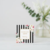 上品なブラック金ゴールド&ピンクの花とストライプ スクエア名刺 (スタンド正面)