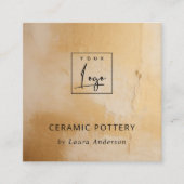 上品なベージュ金ゴールド絵を描油テクスチャロゴQRコード スクエア名刺 (正面)