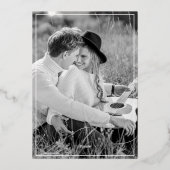 上品な地球トーンセージ緑の金ゴールドフレーム写真 箔招待状 (裏面)