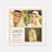 上品な赤面と金ゴールドパーソナライズされた卒業 スタンダードカクテルナプキン (正面)