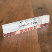 上品な金ゴールドトーンレディースモノグラム机用ネームプレート デスクネームプレート (側面)