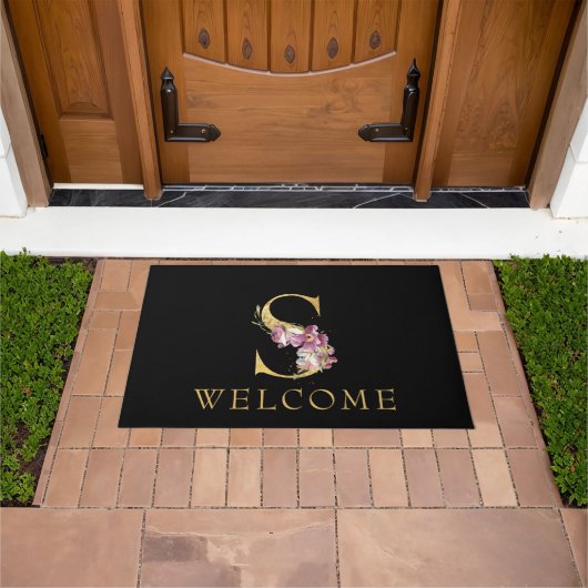 上品な金ゴールドモノグラムSとピンクの花模様doormat ドアマット (室外)