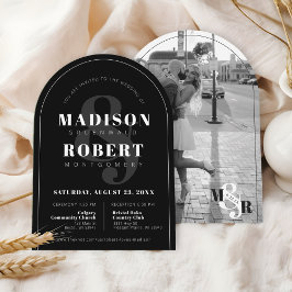 上品な黒と白のアンパサンド写真結婚アーチ 招待状