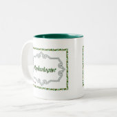 上品なNephrologist - ツートーンマグカップ (正面左)