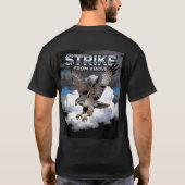 上方からの攻撃 - 鷹の力グラフィックTシャツ Tシャツ (裏面)