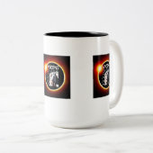 上昇 – 登り全体だ！ ツートーンマグカップ (正面右)