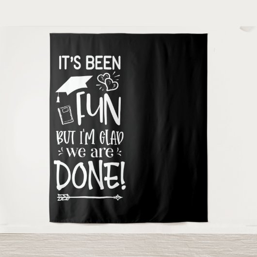 上級卒業生 | 終わりよければ全て良し 背景 タペストリー (正面)