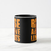 上限を超えて上がる マグカップ (中央)