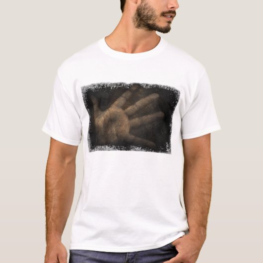 下からの手 Tシャツ (正面)