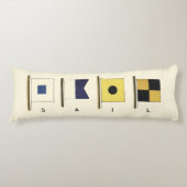 下に絵画帆を持つ四つのフラ書グのの ボディピロー (正面)