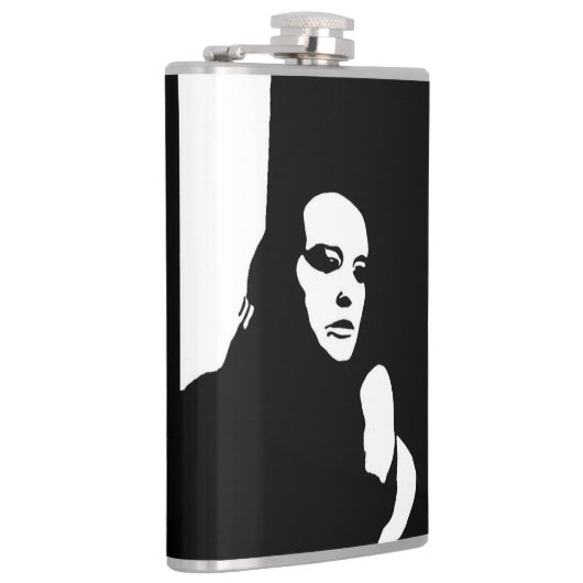 下のルッカー フラスク (右)