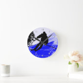 下り坂にスキー斜面で ラウンド壁時計 (ホーム)