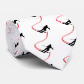 下り坂のスキースキーの赤いトラック ネクタイ (ロール)