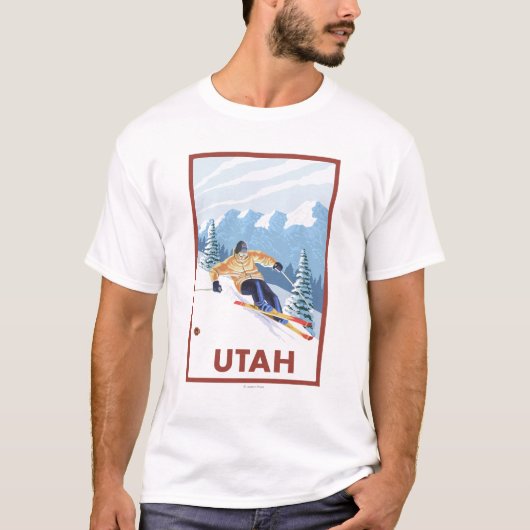 下り坂の雪SkierUtah Tシャツ (正面)