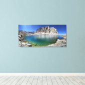 下ヒッチコック湖の上のヒッチコック山2 – シエラ キャンバスプリント (インサイチュ (ウッドフロア))