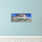 下ヒッチコック湖の上のヒッチコック山3 – シエラ キャンバスプリント (インサイチュ (ウッドフロア))