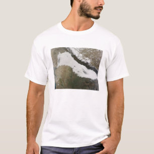 下層雲の厚い銀行 Tシャツ