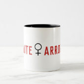 不作法な傲慢な女性の女性のシンボル ツートーンマグカップ (中央)