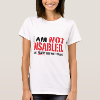 不具の女性T Tシャツ